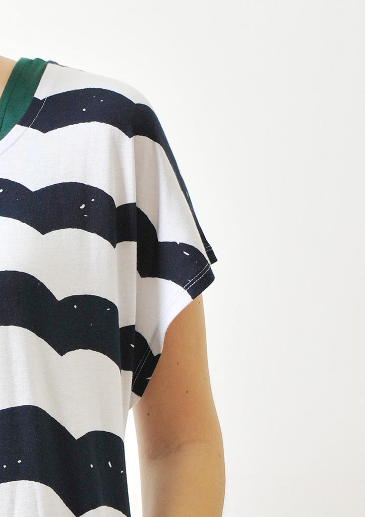 A Line Short Sleeve One-Piece (Wave)