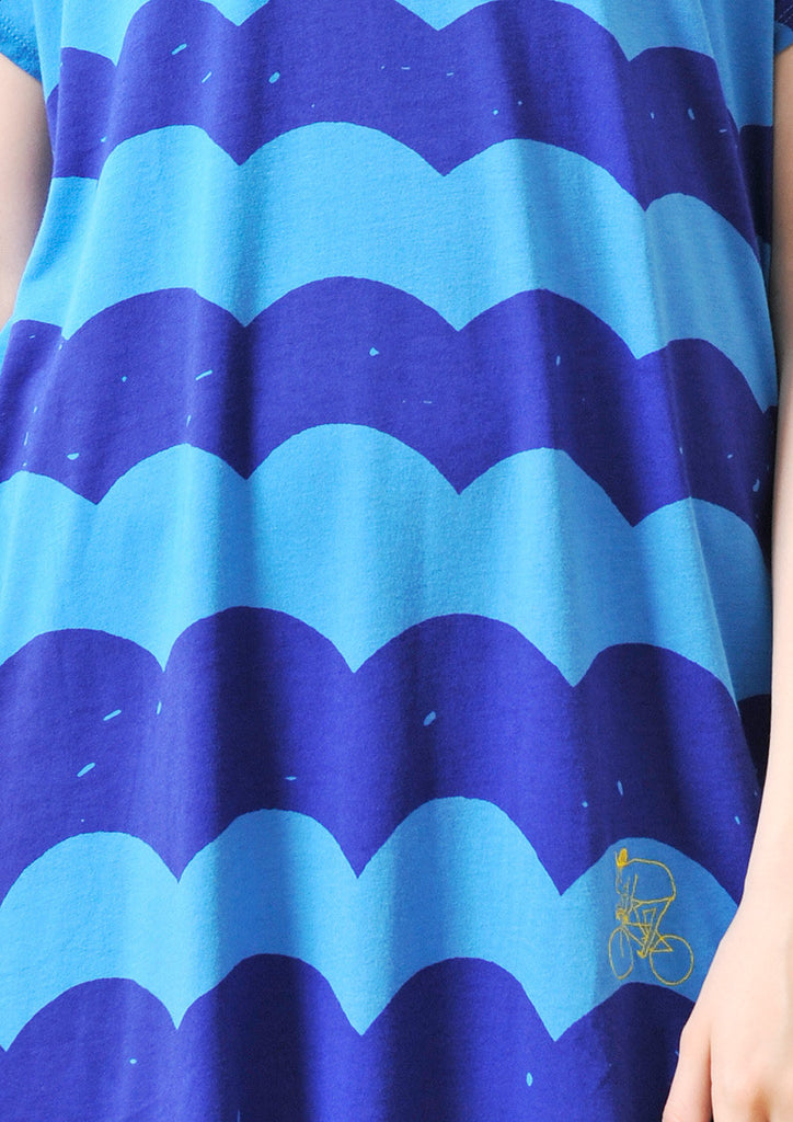 A Line Short Sleeve One-Piece (Wave)
